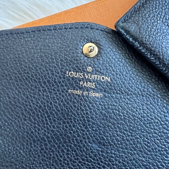 Authentic Louis Vuitton Empreinte Monogram Wallet - Picture 4 of 12
